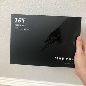 Morphe 35 V Stunning Vibes Artistry Palette
